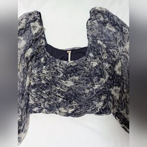 Free People Ruched Floral Puff Sleeve Crop Top Size Medium